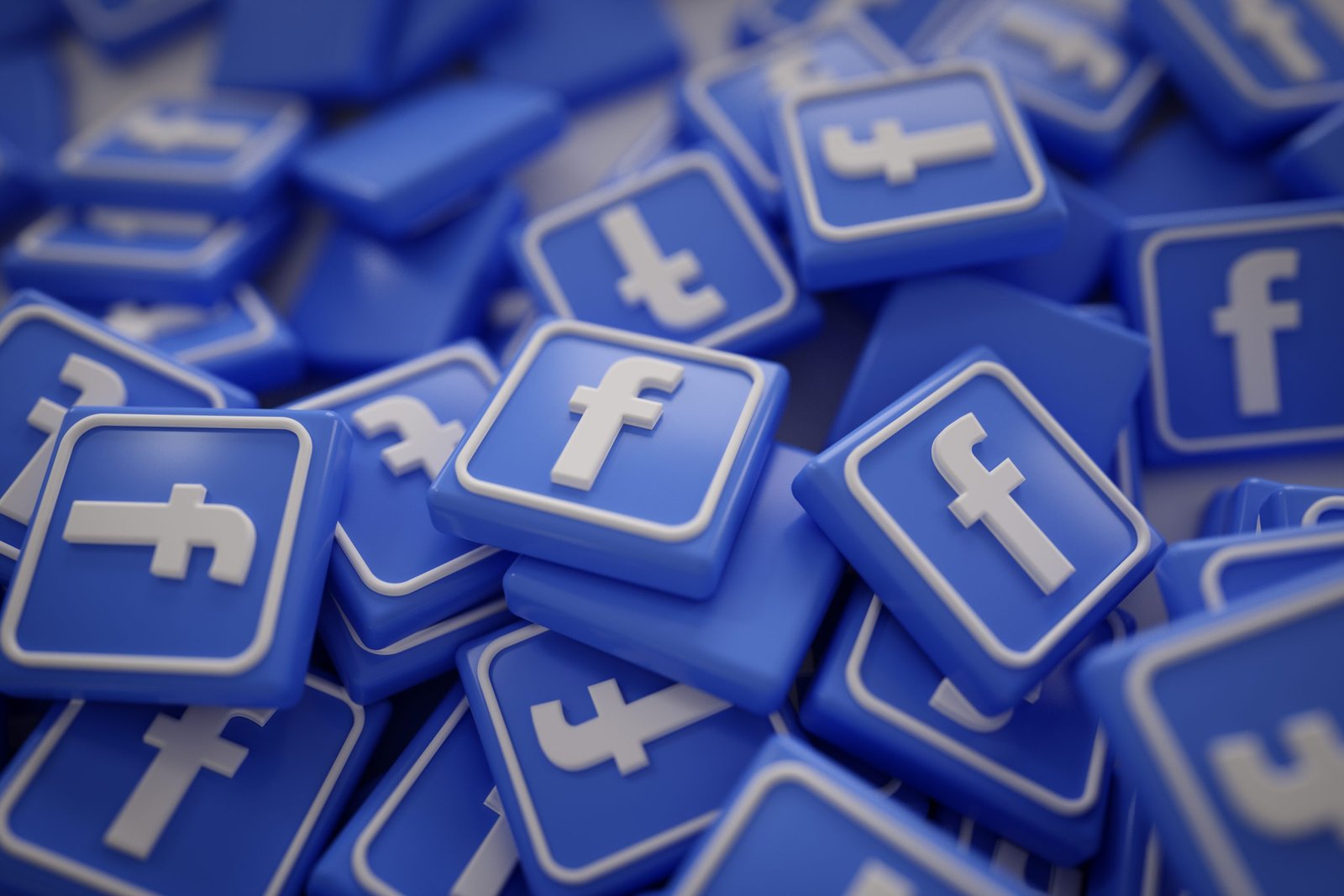 pile-3d-facebook-logos-scaled.jpg